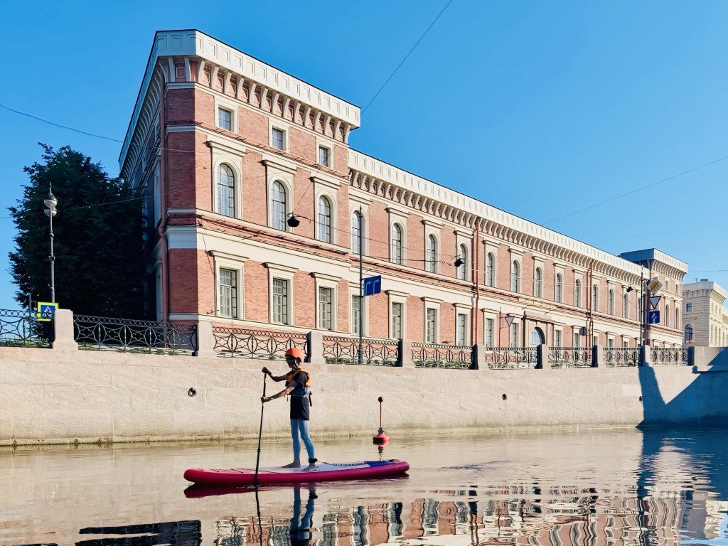 Sup-прогулка: К Новой Голландии через Цветные мосты